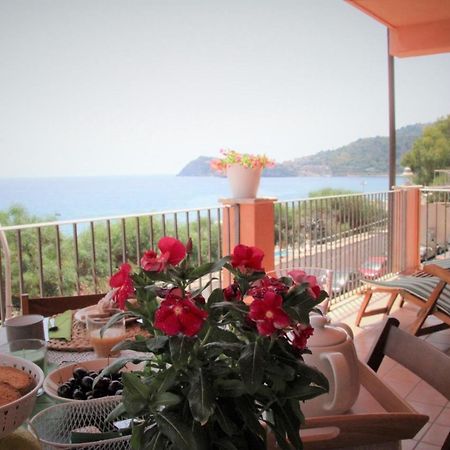 Poseidone Sea Apartment Taormina Mazzeo Exterior foto