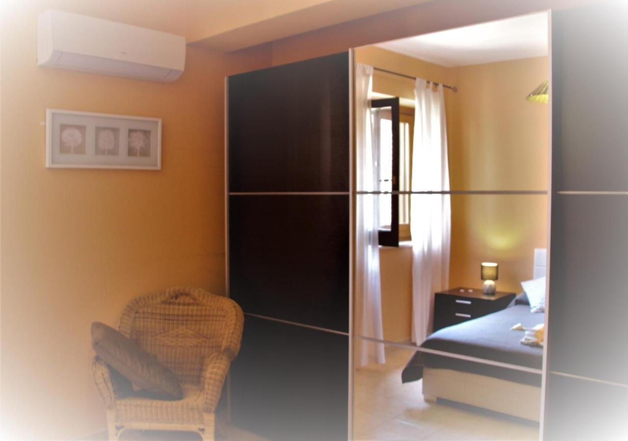 Poseidone Sea Apartment Taormina Mazzeo Exterior foto